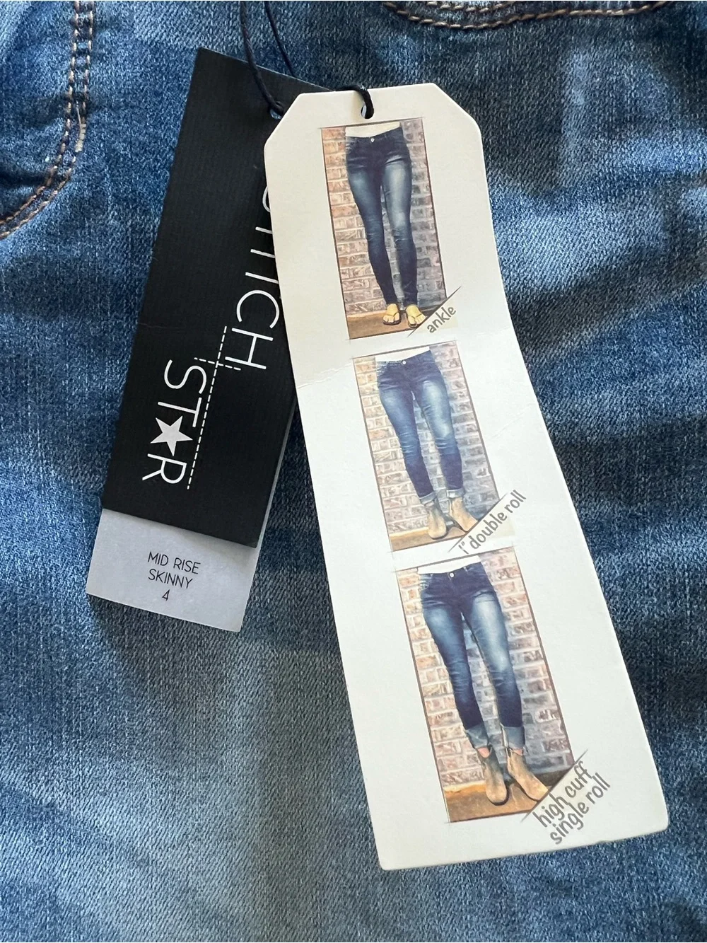 Women’s Light Blue Embroidered Skinny Jeans